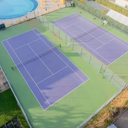 Family Escape, Oasis Parque