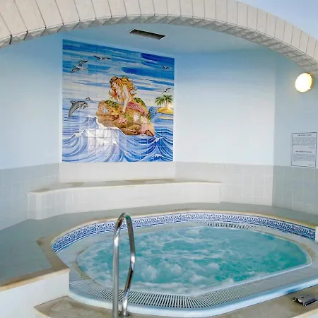 Family Escape, Oasis Parque Apartment Portimao