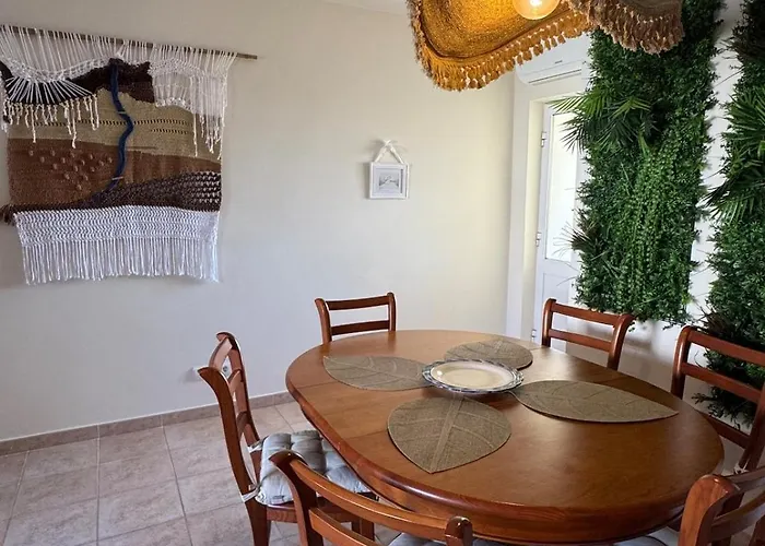 Family Escape, Oasis Parque